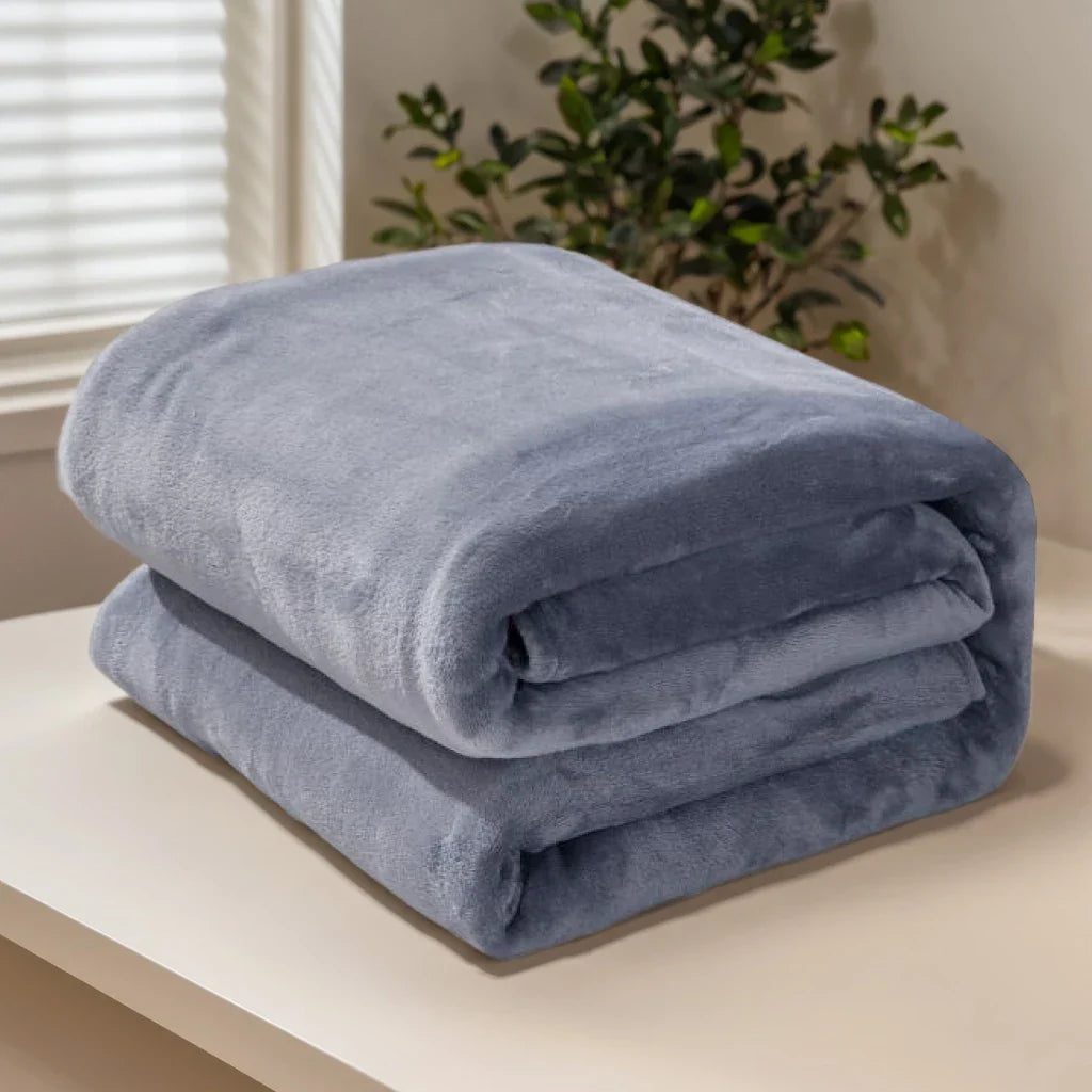 Cozy Fleece Blanket for Home
